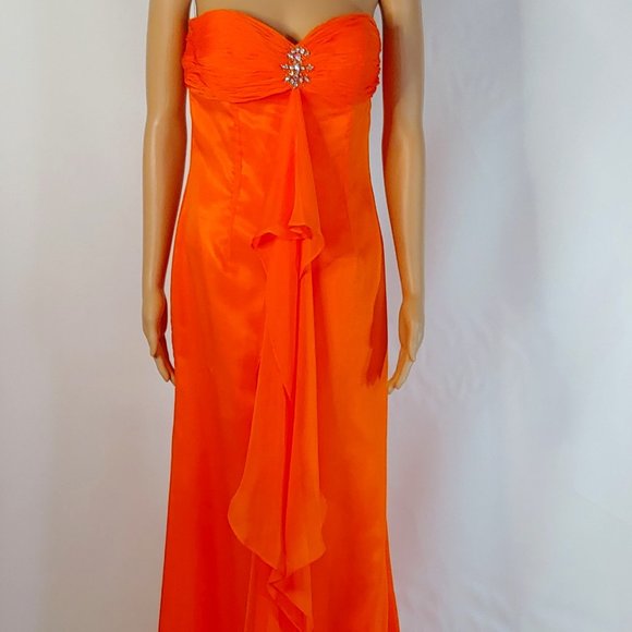 Tiffany Designs Dresses & Skirts - NWOT Formal Gown Prom Dress by Tiffany Design
